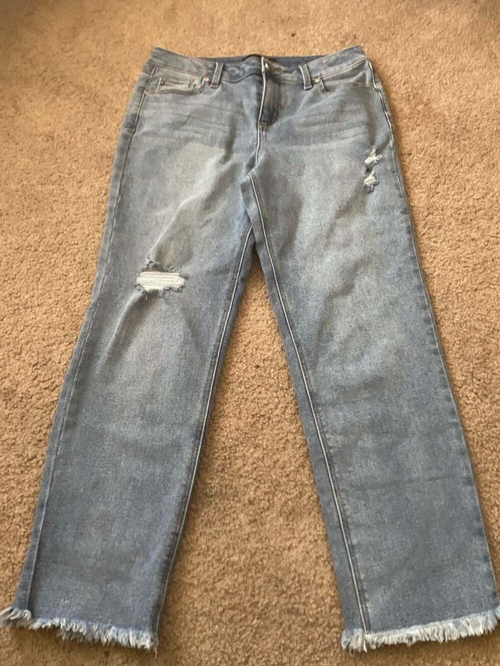 1822 Denim Straight Leg Ripped Jeans Frayed Hem Medium Wash Women Size 8